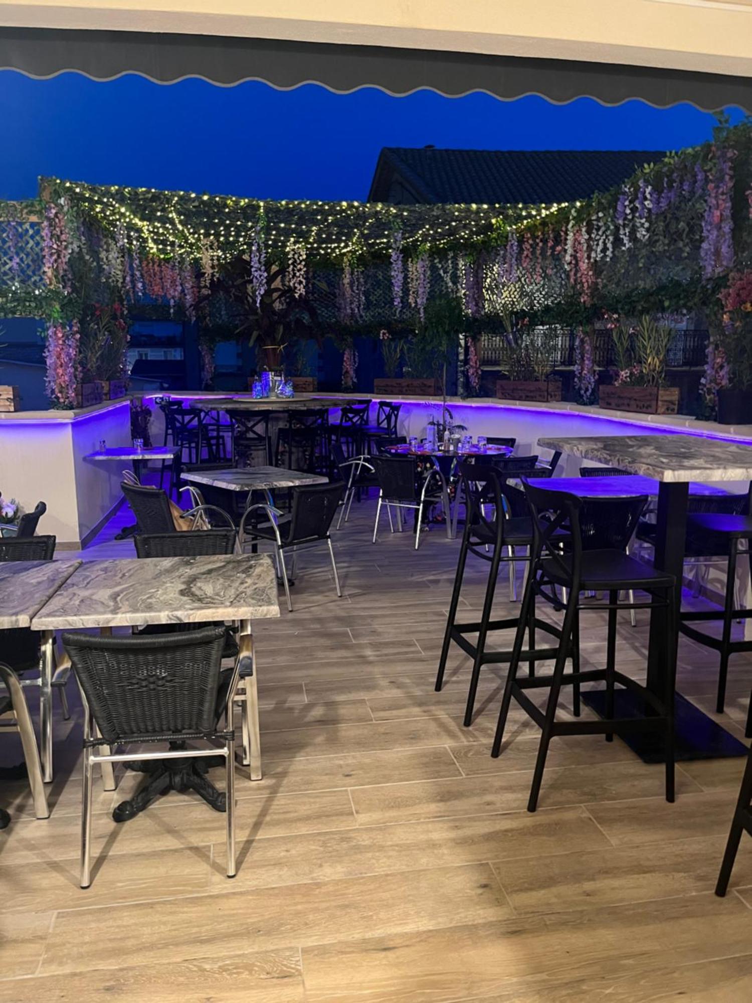 Appart Hotel Les Fleurs 알레스 외부 사진